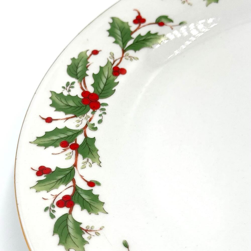 Vintage China Pearl Noel Dinner Plate Holly Berries Gold Trim Christmas 10 3/4" - Picture 5 of 7